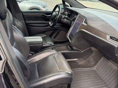 Used 2016 Tesla Model X P90D image 35