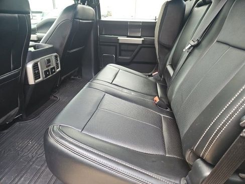 Used 2019 Ford F150 Lariat w/ Equipment Group 502A Luxury image 5