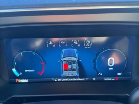 Used 2024 Ford F350 Platinum w/ Tremor Off-Road Package image 15