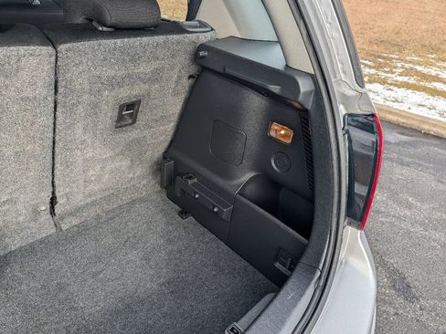 Used 2011 Suzuki SX4 AWD Hatchback image 26