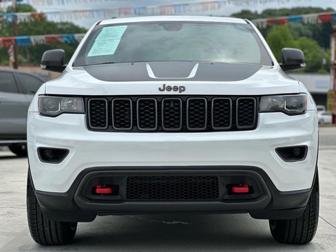 Used 2018 Jeep Grand Cherokee Trailhawk AWD/4WD image 2