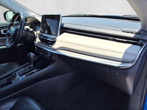 Used 2022 Jeep Compass Limited AWD/4WD image 21