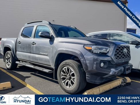 Used 2022 Toyota Tacoma TRD Sport w/ TRD Premium Sport Package image 1