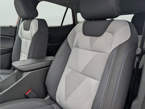 New 2026 Chevrolet Trax LS FWD image 28