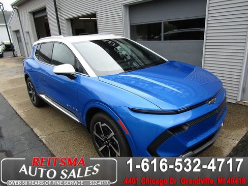 Used 2024 Chevrolet Equinox EV LT image 1