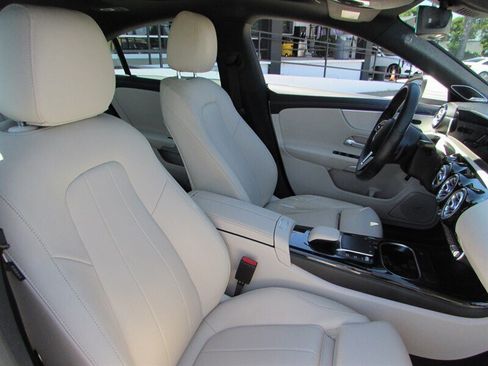 Used 2021 Mercedes-Benz CLA 250 image 21