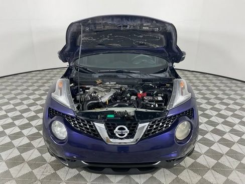 Used 2015 Nissan Juke S FWD image 16