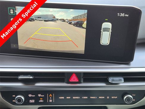 New 2025 Kia Sorento S image 13