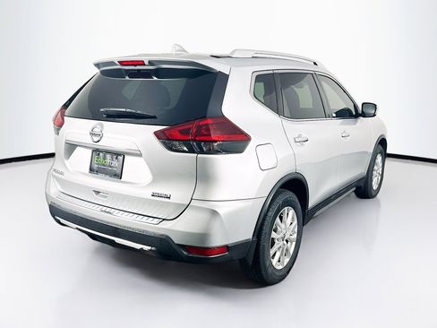 Used 2020 Nissan Rogue S w/ Special Edition Package FWD image 9