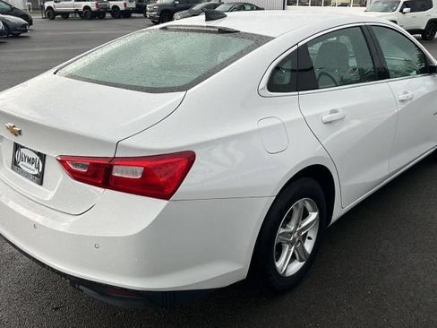Used 2023 Chevrolet Malibu LS w/ Driver Confidence Package FWD image 8