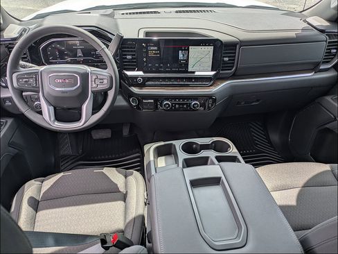 Used 2025 GMC Sierra 1500 Elevation AWD/4WD image 17
