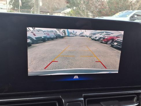 Used 2025 Chevrolet TrailBlazer LT image 4