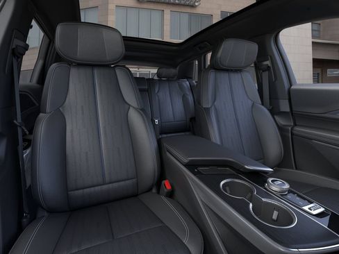 New 2026 Cadillac Lyriq Sport w/ LPO, ONYX Package AWD/4WD image 16