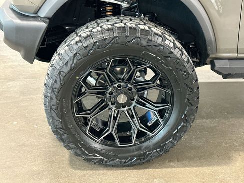 New 2025 Ford Bronco Outer Banks image 12