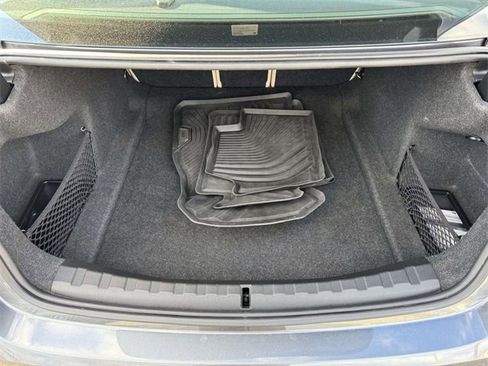 Used 2022 BMW 330i xDrive 330i xDrive w/ Driving Assistance Package image 14