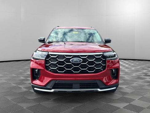 Used 2025 Ford Explorer Platinum w/ Ultimate Package AWD/4WD image 7