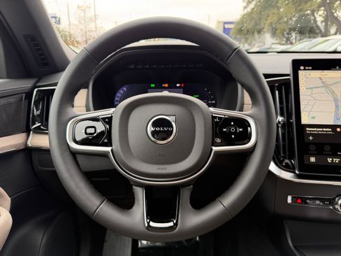 New 2026 Volvo XC90 T8 Plus image 15