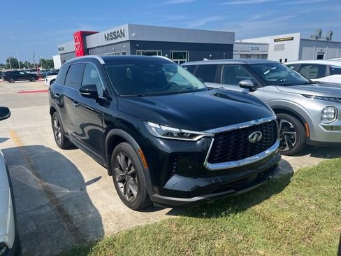 Used 2023 INFINITI QX60 Luxe w/ Vision Package AWD/4WD image 3
