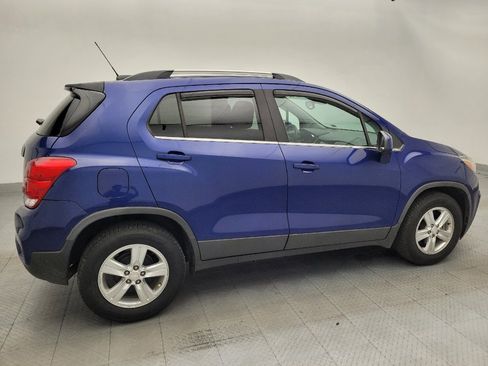 Used 2017 Chevrolet Trax LT FWD image 10
