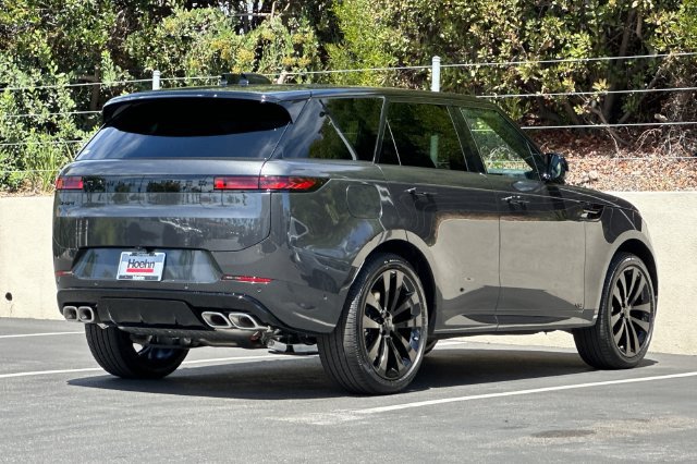 New 2026 Land Rover Range Rover Sport Dynamic SE AWD/4WD image 5
