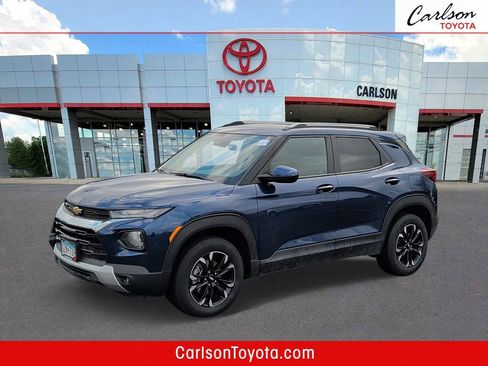 Used 2022 Chevrolet TrailBlazer LT image 1