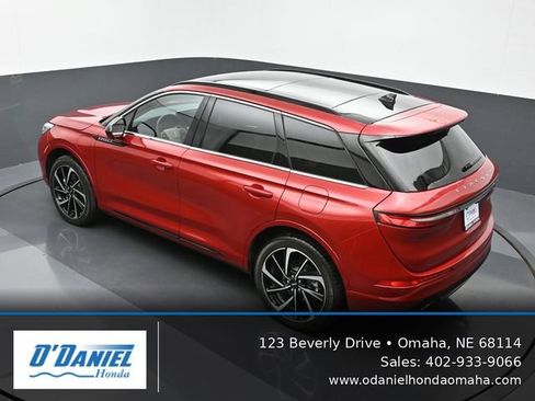 Used 2025 Lincoln Corsair Grand Touring AWD/4WD image 15