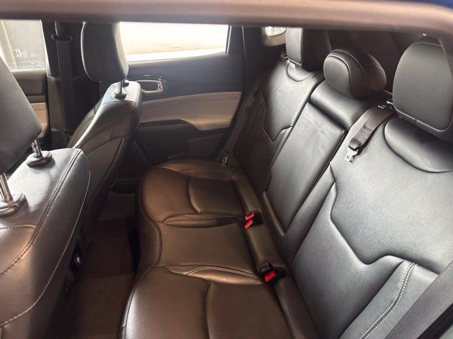 Used 2025 Jeep Compass Limited AWD/4WD image 33