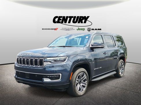 Used 2024 Jeep Wagoneer 4WD w/ Premium Group I image 8