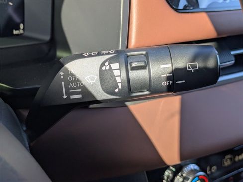 New 2025 Mitsubishi Outlander SEL image 28