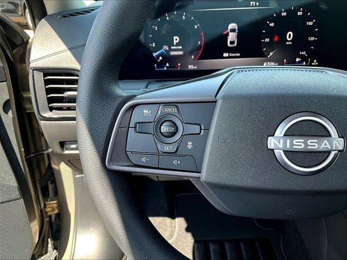 New 2026 Nissan Sentra SV w/ Floor Mat Package FWD image 18