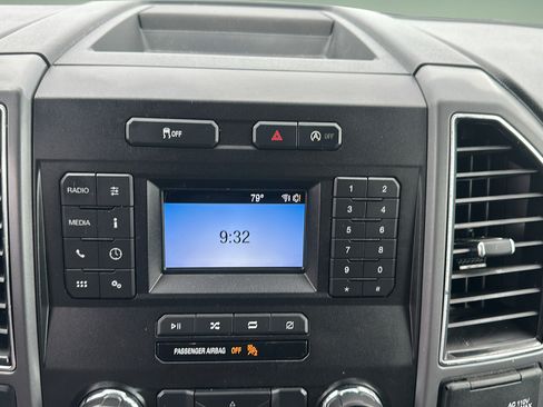 Used 2018 Ford F150 XLT w/ Equipment Group 301A Mid RWD image 11