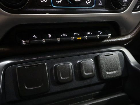 Used 2018 GMC Sierra 1500 SLT image 22