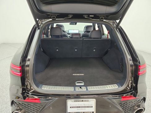 Used 2023 Genesis GV70 2.5T w/ Sport Prestige Package AWD/4WD image 21
