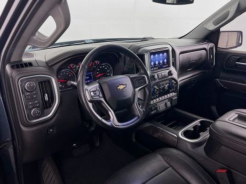 Used 2020 Chevrolet Silverado 1500 LTZ w/ LTZ Plus Package AWD/4WD image 33