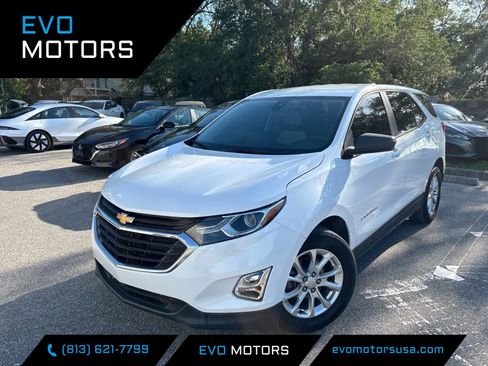 Used 2020 Chevrolet Equinox LS FWD image 1