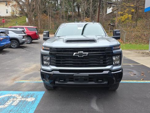 New 2025 Chevrolet Silverado 2500 Custom w/ Custom Value Package image 4