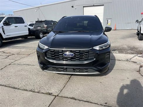 Used 2024 Ford Escape ST-Line w/ Tech Pack #1 image 8