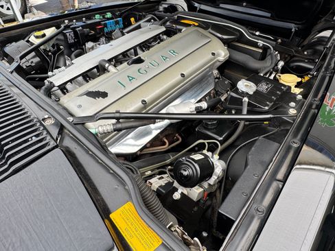 Used 1995 Jaguar XJS 4.0 Convertible RWD image 40