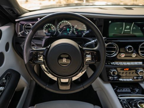 Used 2022 Rolls-Royce Ghost image 17