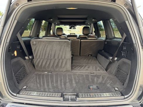 Used 2018 Mercedes-Benz GLS 450 4MATIC image 19