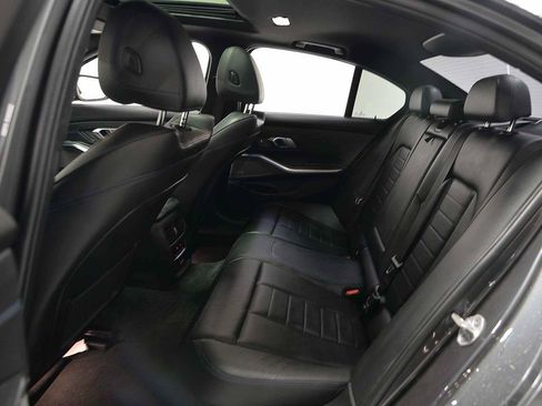 Used 2021 BMW M340i xDrive image 10