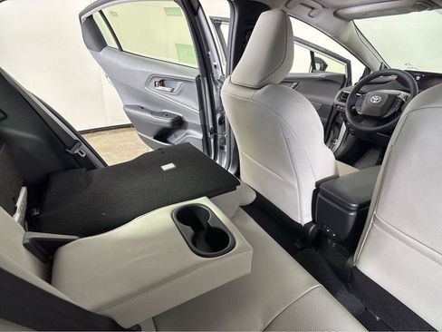 New 2026 Toyota Prius Limited image 27