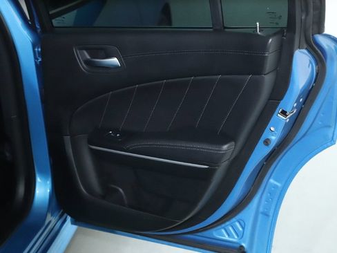 Used 2023 Dodge Charger R/T w/ Plus Group RWD image 29
