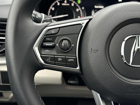 Used 2025 Acura RDX w/ Technology Package image 16