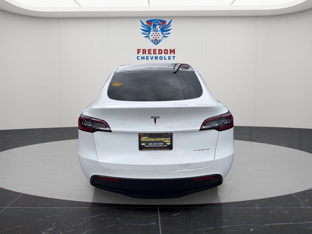 Used 2023 Tesla Model Y Long Range AWD/4WD image 5