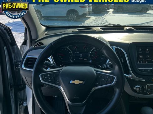 Used 2022 Chevrolet Equinox LT w/ Driver Convenience Package image 26