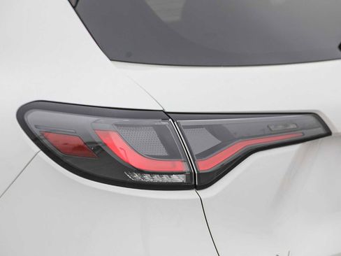 Used 2024 Honda HR-V Sport image 9
