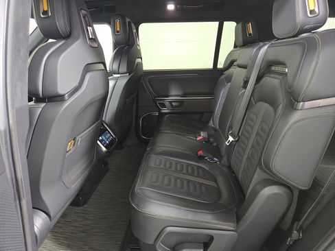Used 2024 Rivian R1S Adventure AWD/4WD image 21