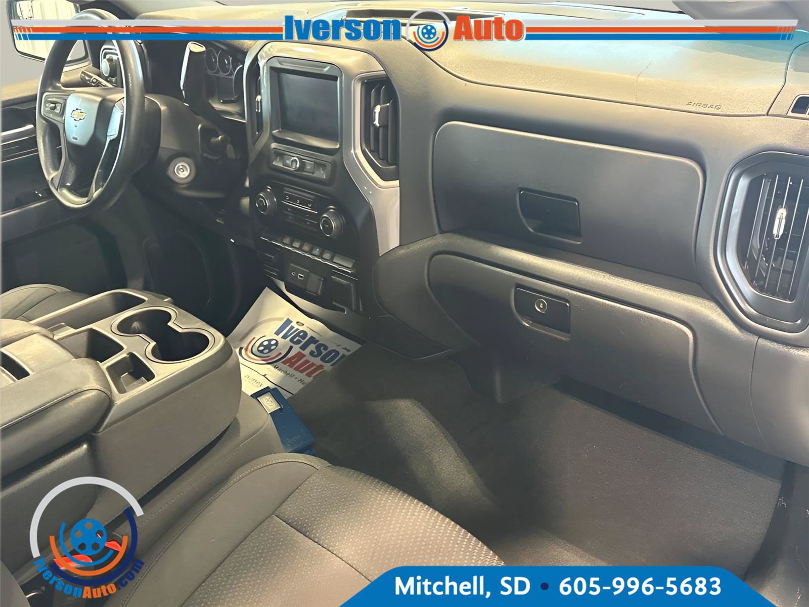 Used 2021 Chevrolet Silverado 1500 Custom AWD/4WD image 35
