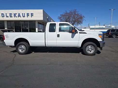 Used 2016 Ford F250 XL w/ Power Equipment Group image 2